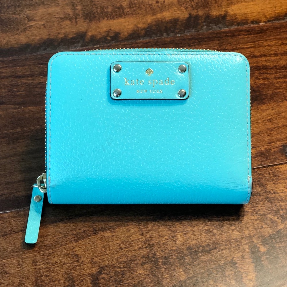 Kate Spade ♠️ Mini Zip Wallet